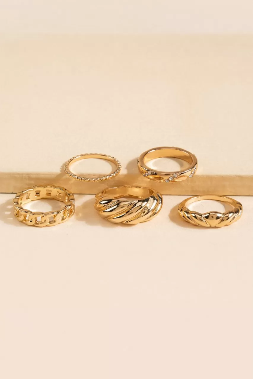 Francesca's Abigail Croissant Ring Set