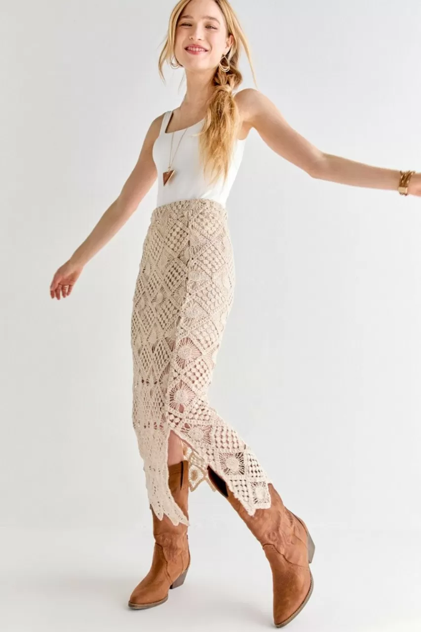 Francesca's Alisha Diamond Crochet Fitted Skirt