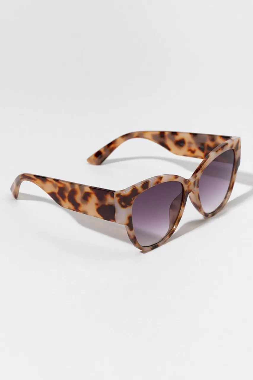 Francesca's Aneilia Square Angular Sunglasses
