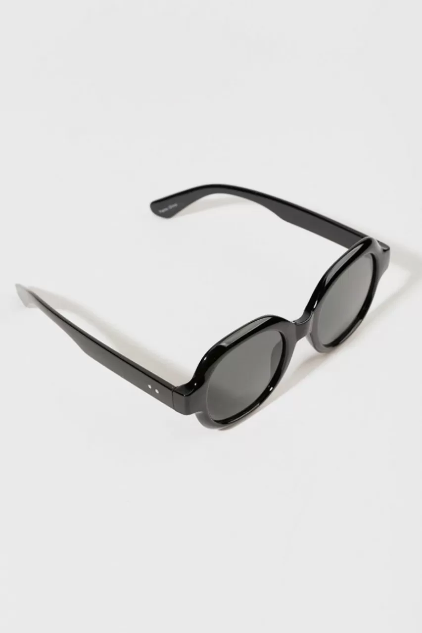 Francesca's Audrey Round Chunky Sunglasses
