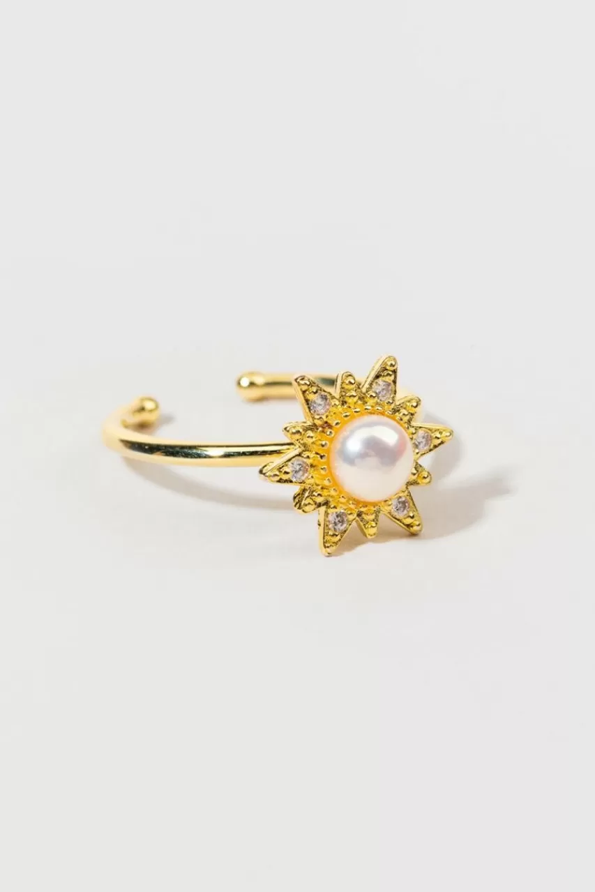 Francesca's Bernadette Pearl Sun Fidget Ring