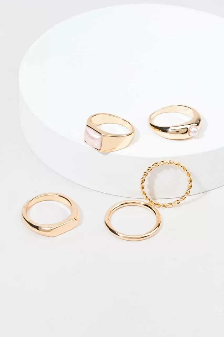 Francesca's Destiny Colored Pearl Ring Set