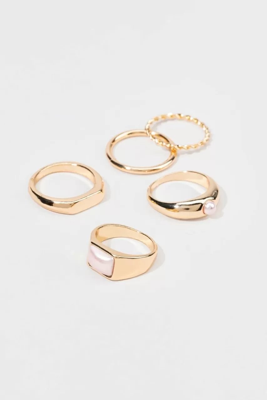 Francesca's Destiny Colored Pearl Ring Set