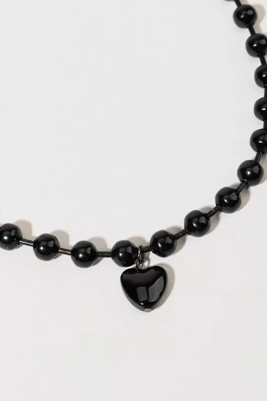 Francesca's Evelyn Metal Ball Heart Pendant Necklace