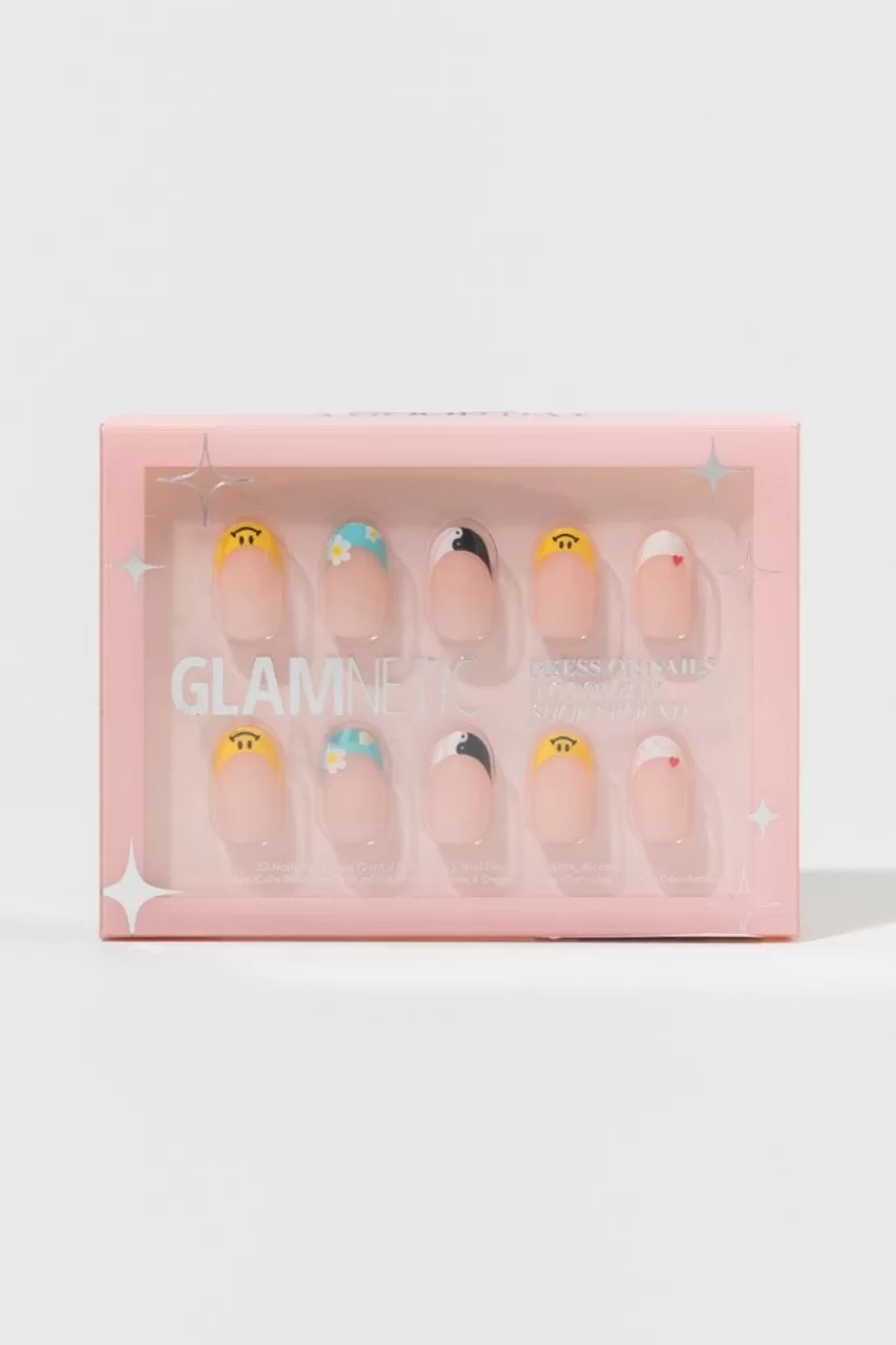 Francesca's Glamnetic A Good Day Nail Kit