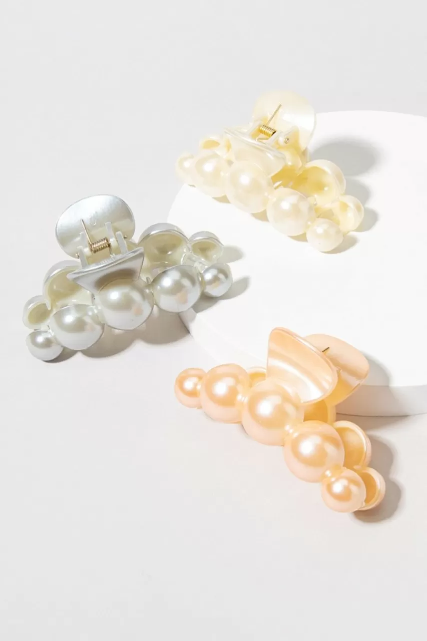 Francesca's Karrie Bubble Pearl Hair Claws