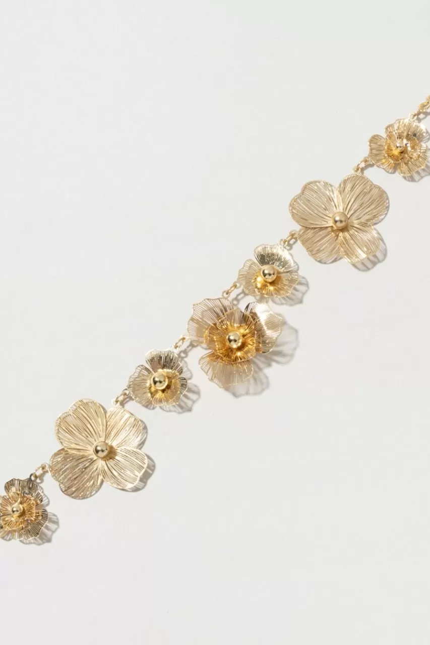 Francesca's Kaylin En Flower Necklace