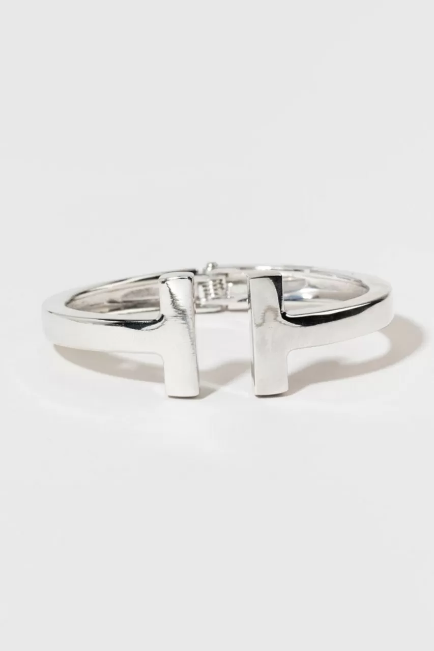 Francesca's Larissa Open Hinge Bracelet