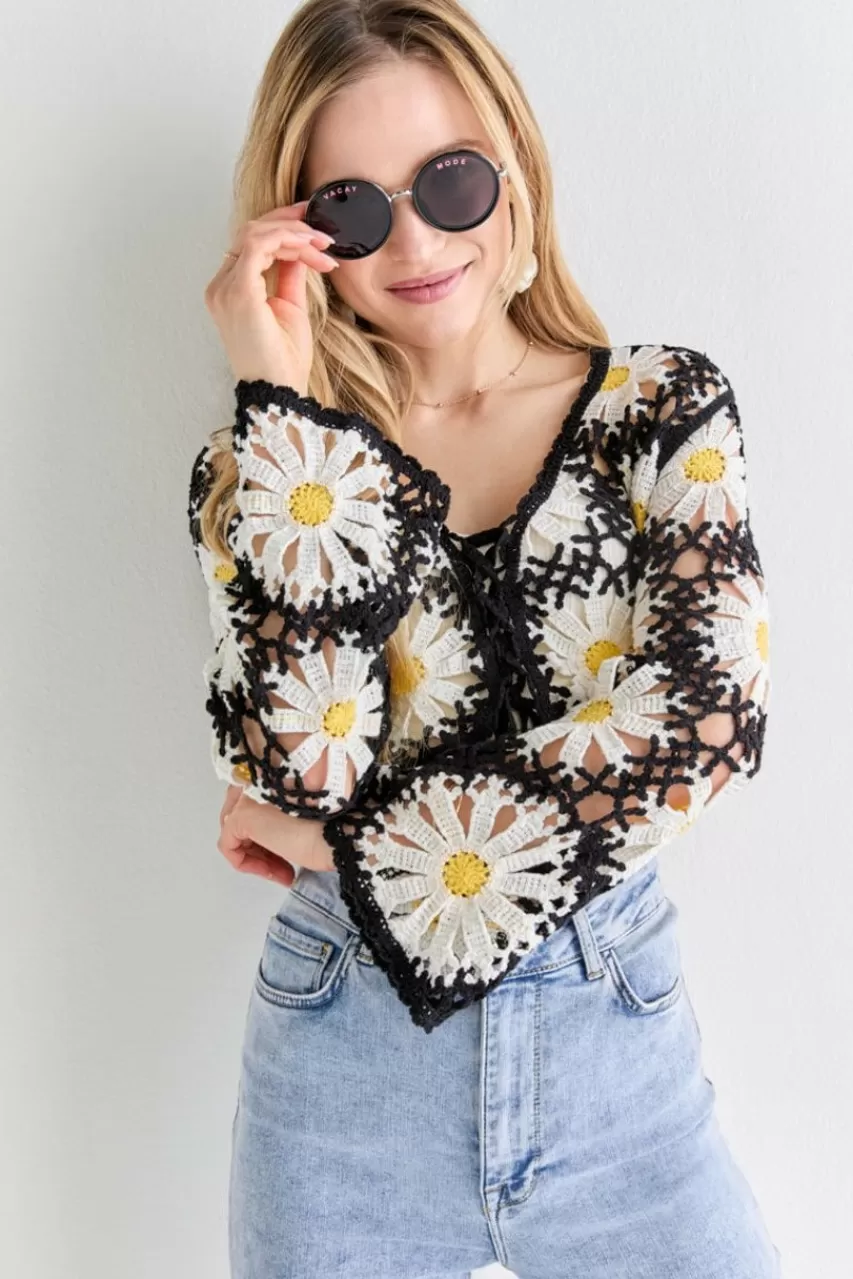 Francesca's Lenore Vacay Mode Sunglasses