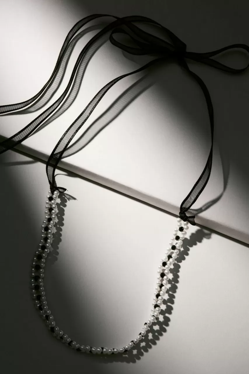 Francesca's Luxe Pearl Ribbon Choker