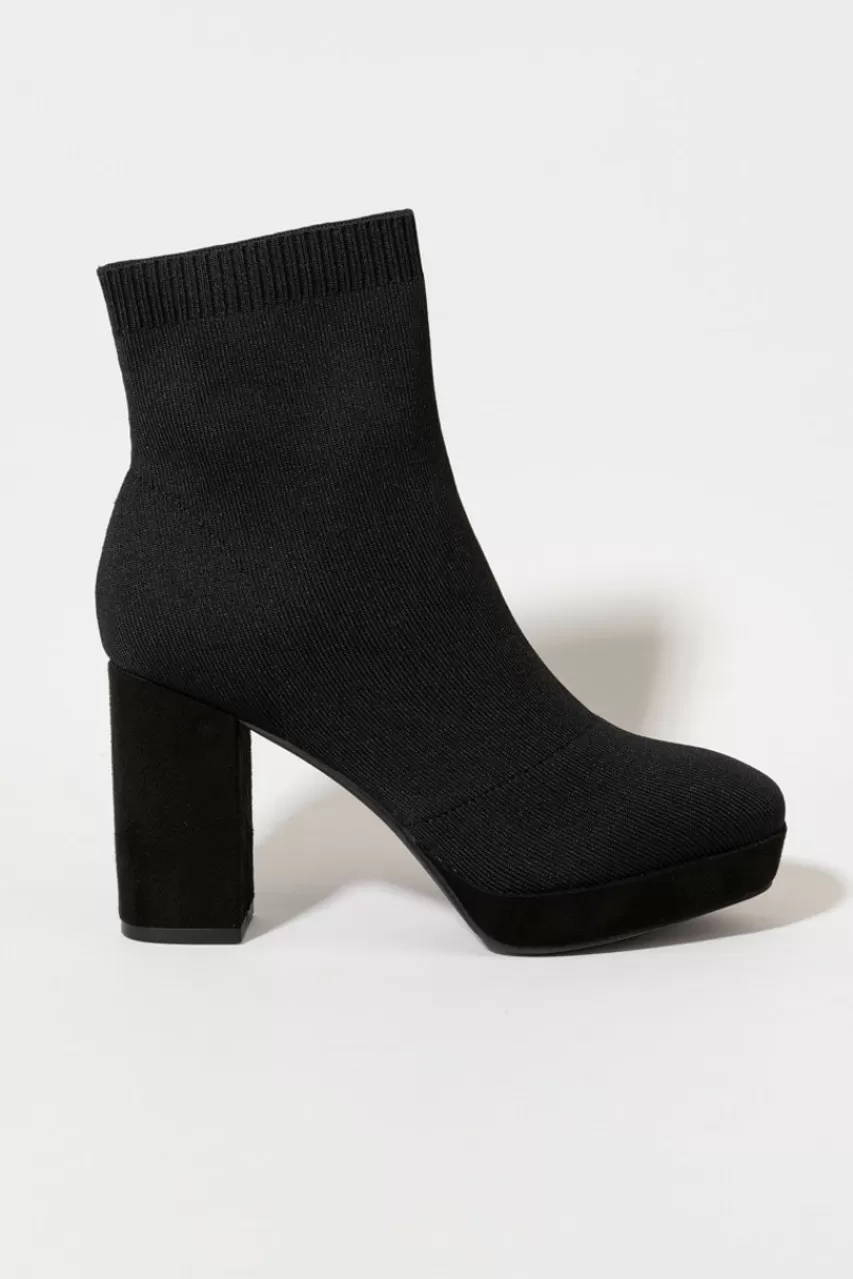 Francesca's Mia Darla Flyknit Platform Boots