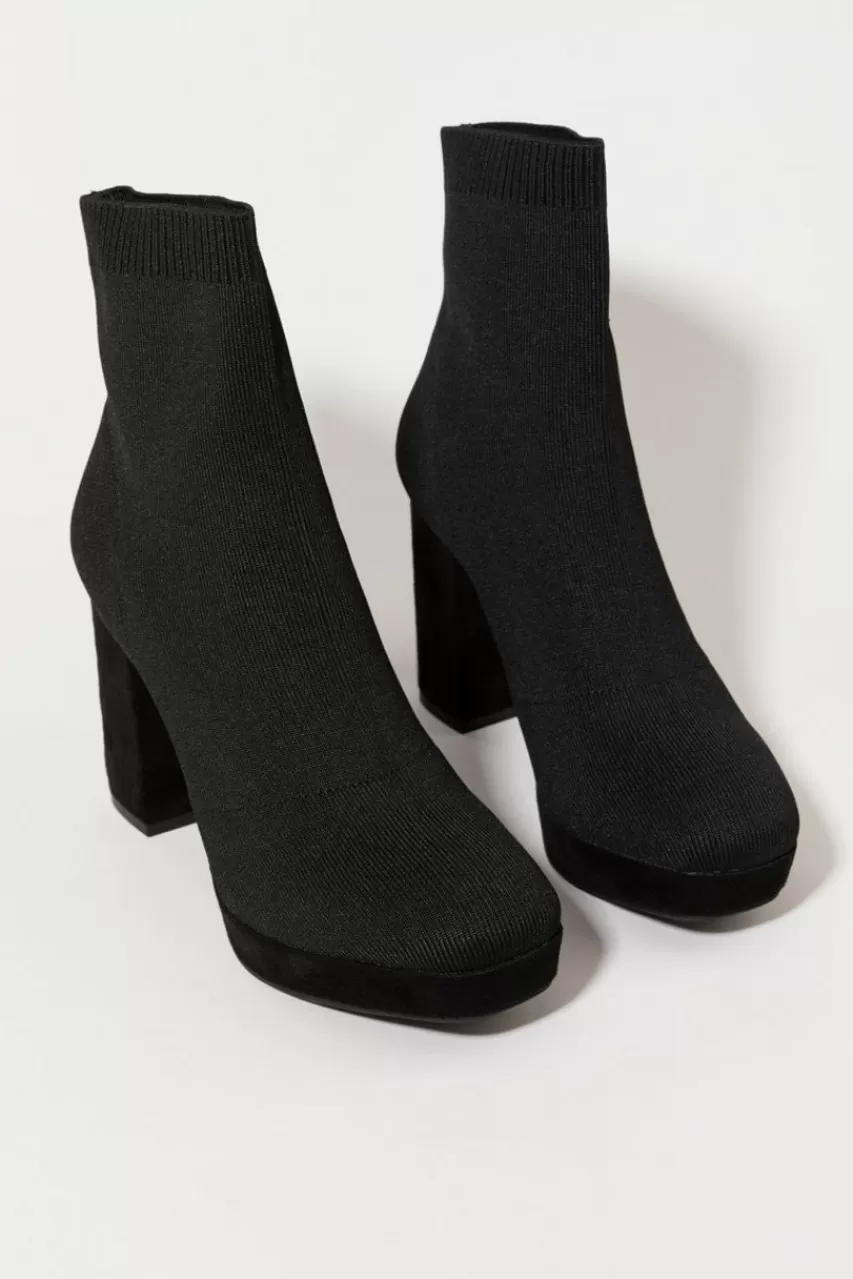 Francesca's Mia Darla Flyknit Platform Boots