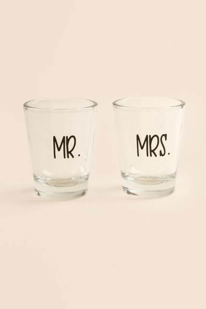 Francesca's Mr. And Mrs. Shot Glass Set