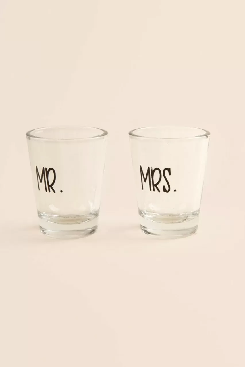 Francesca's Mr. And Mrs. Shot Glass Set