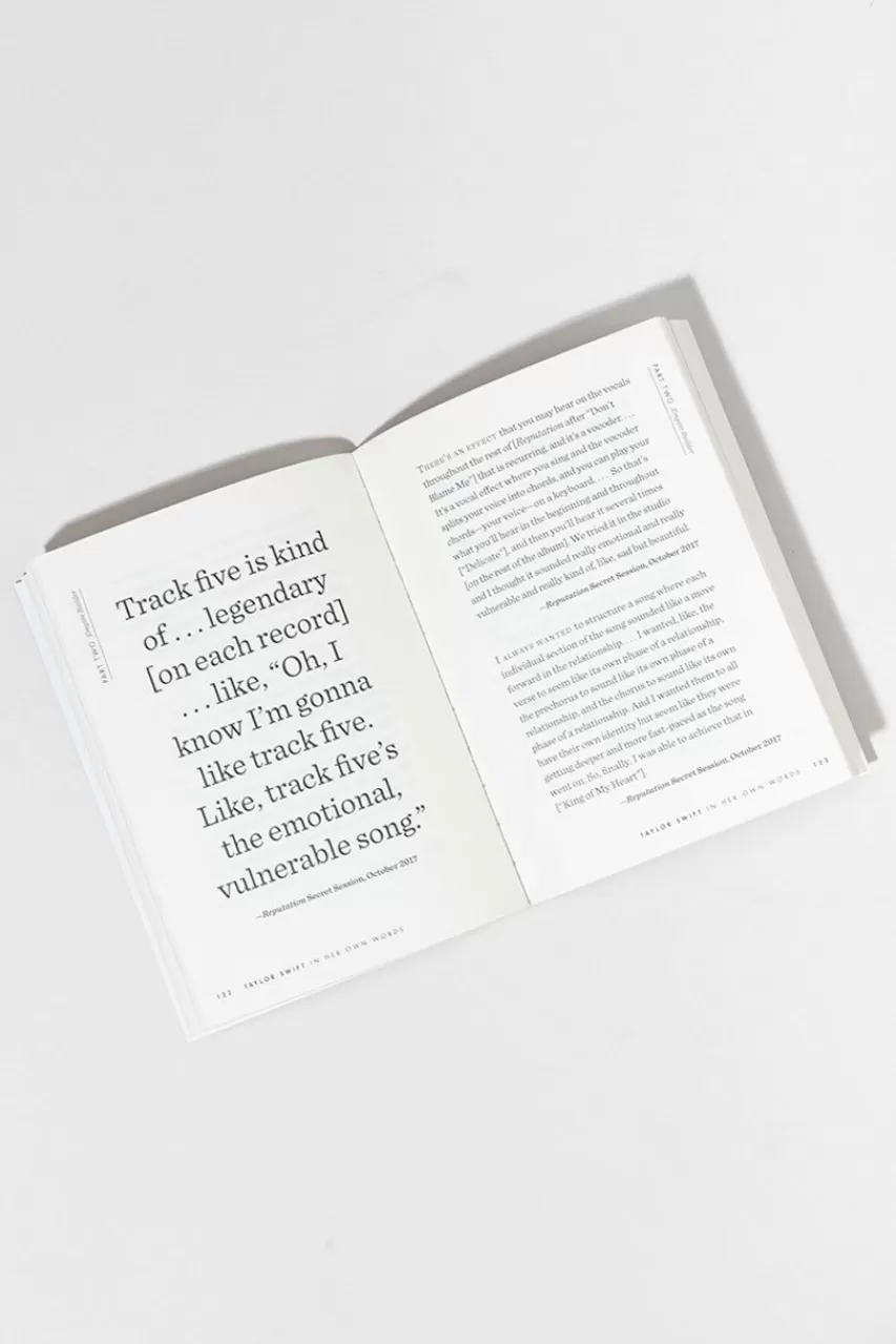Francesca's Taylor Swift: In Her Own Words By Helena Hunt