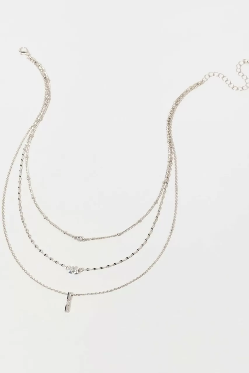 Francesca's Tonia Sparkle Bar Cluster Necklace