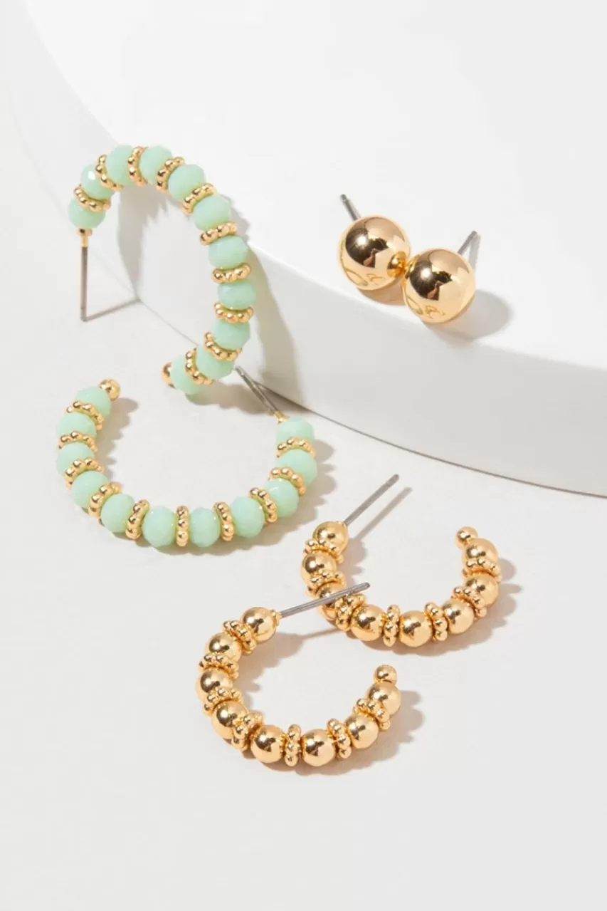 Francesca's Viola Pearls And Gold Earring Set